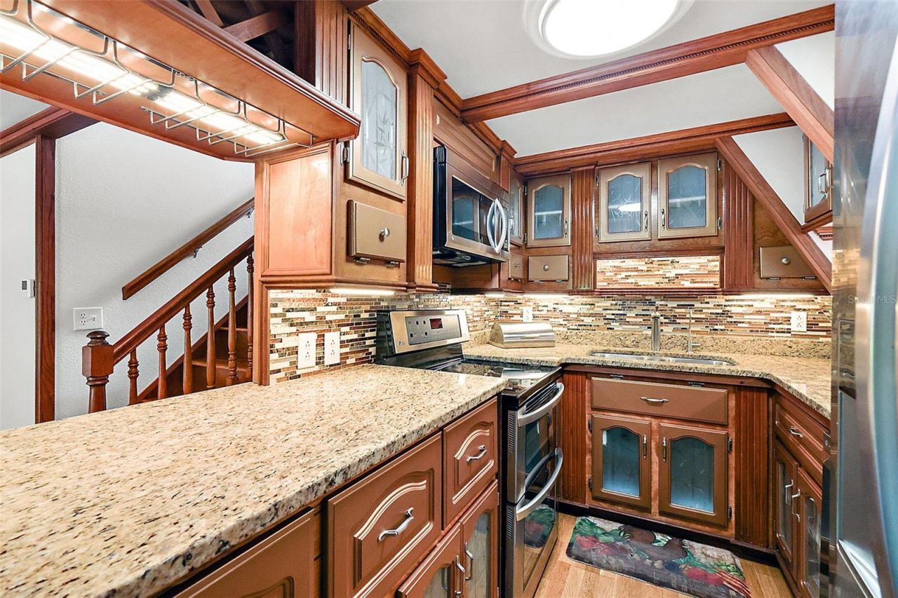 507 Lakeshore Drive, Eustis, FL 32726 Photo
