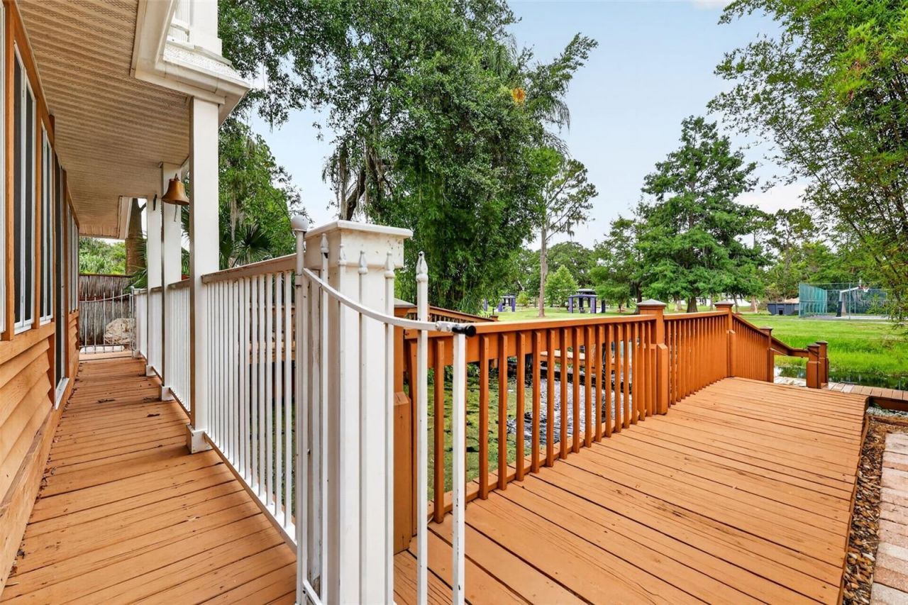507 Lakeshore Drive, Eustis, FL 32726 Photo