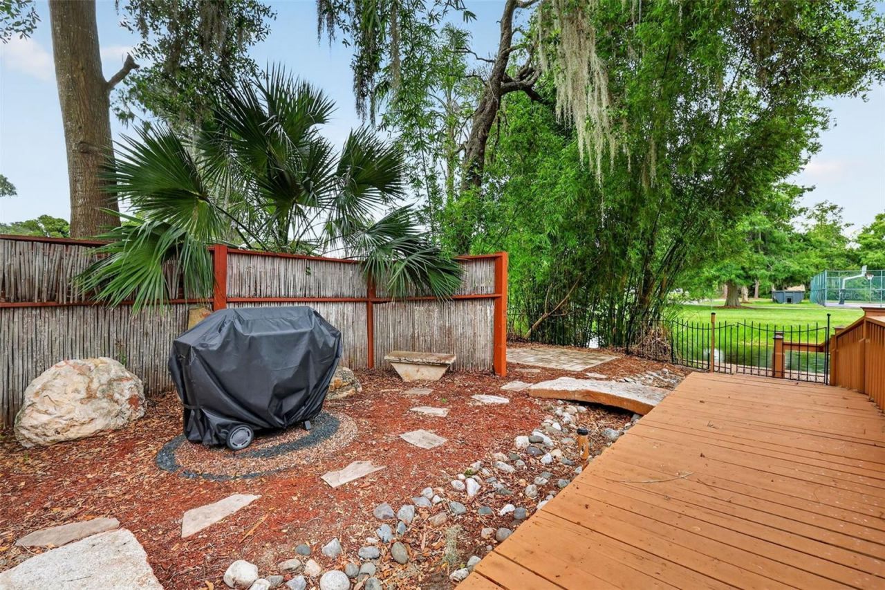 507 Lakeshore Drive, Eustis, FL 32726 Photo