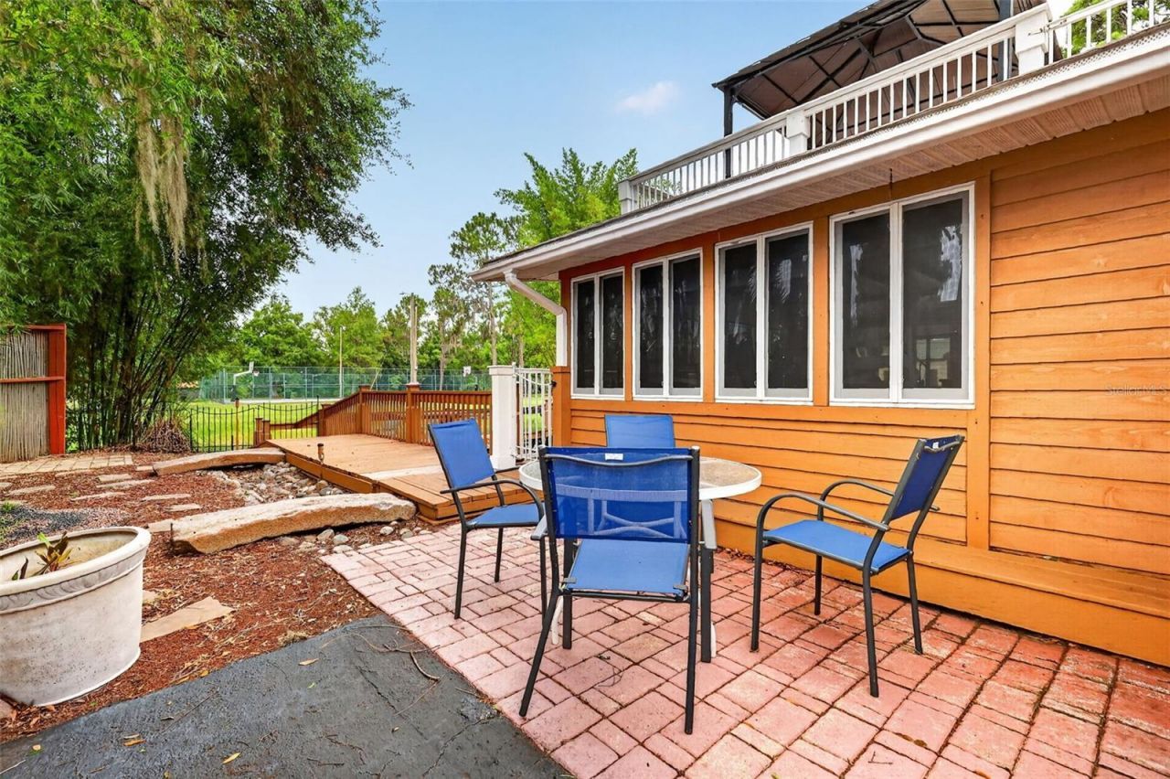 507 Lakeshore Drive, Eustis, FL 32726 Photo