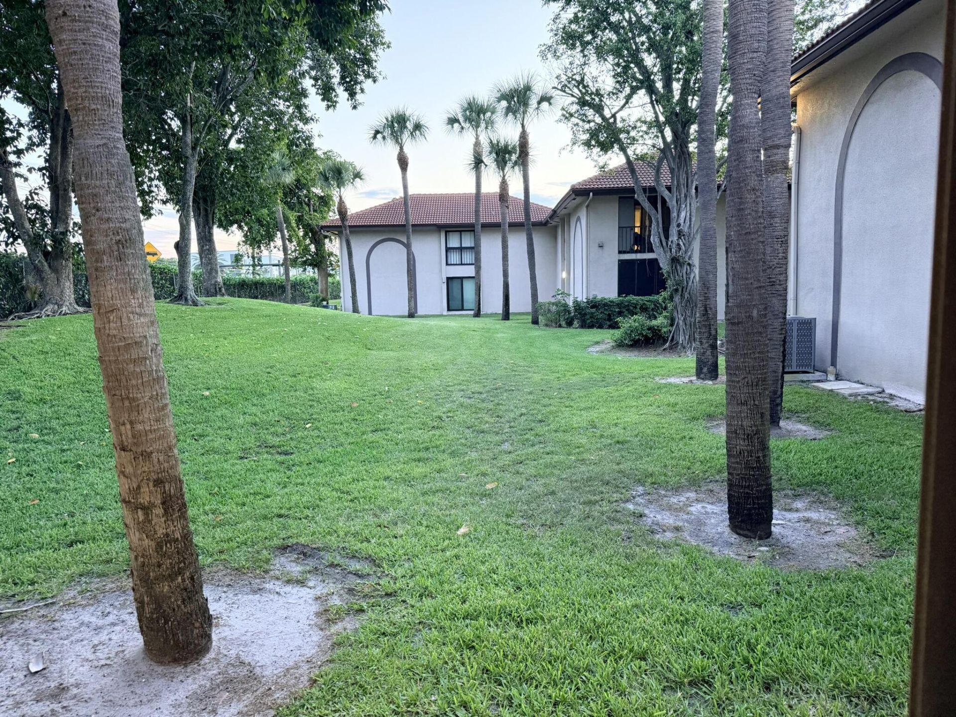 300 E Club Circle, Unit 107, Boca Raton, FL 33431 Photo