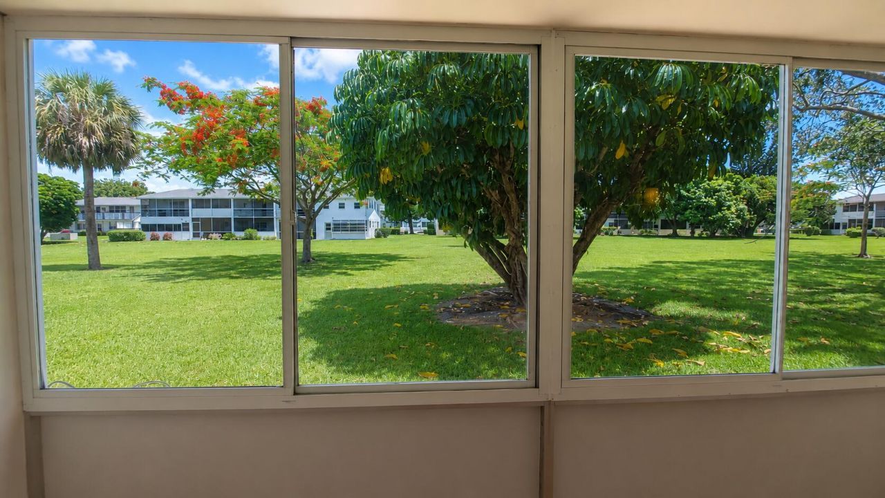 338 Camden O, West Palm Beach, FL 33417 Photo