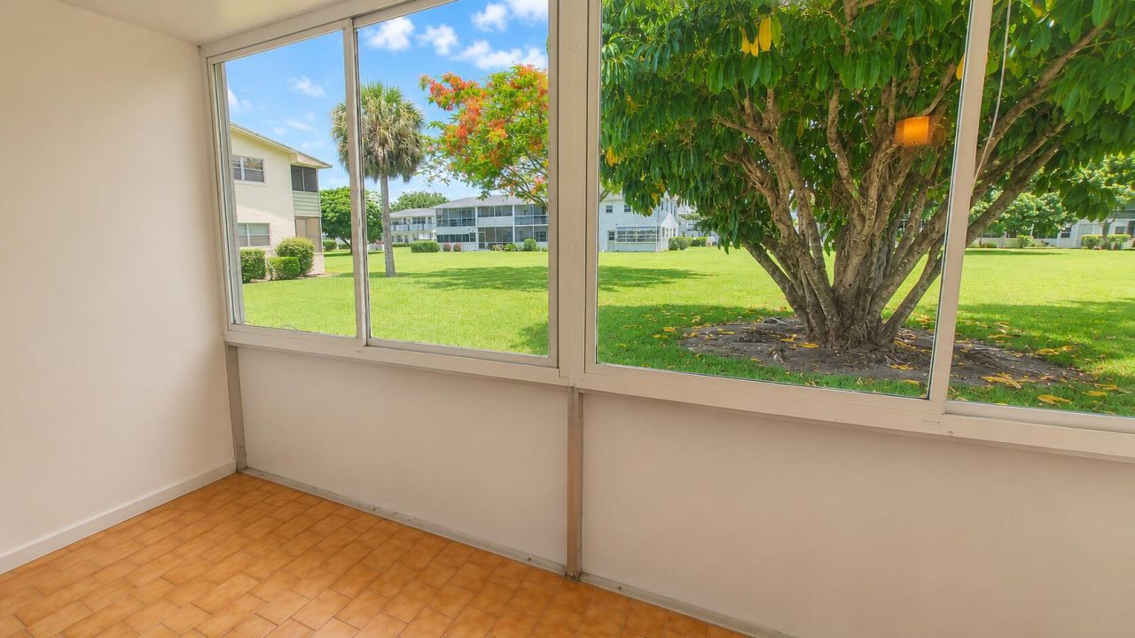 338 Camden O, West Palm Beach, FL 33417 Photo