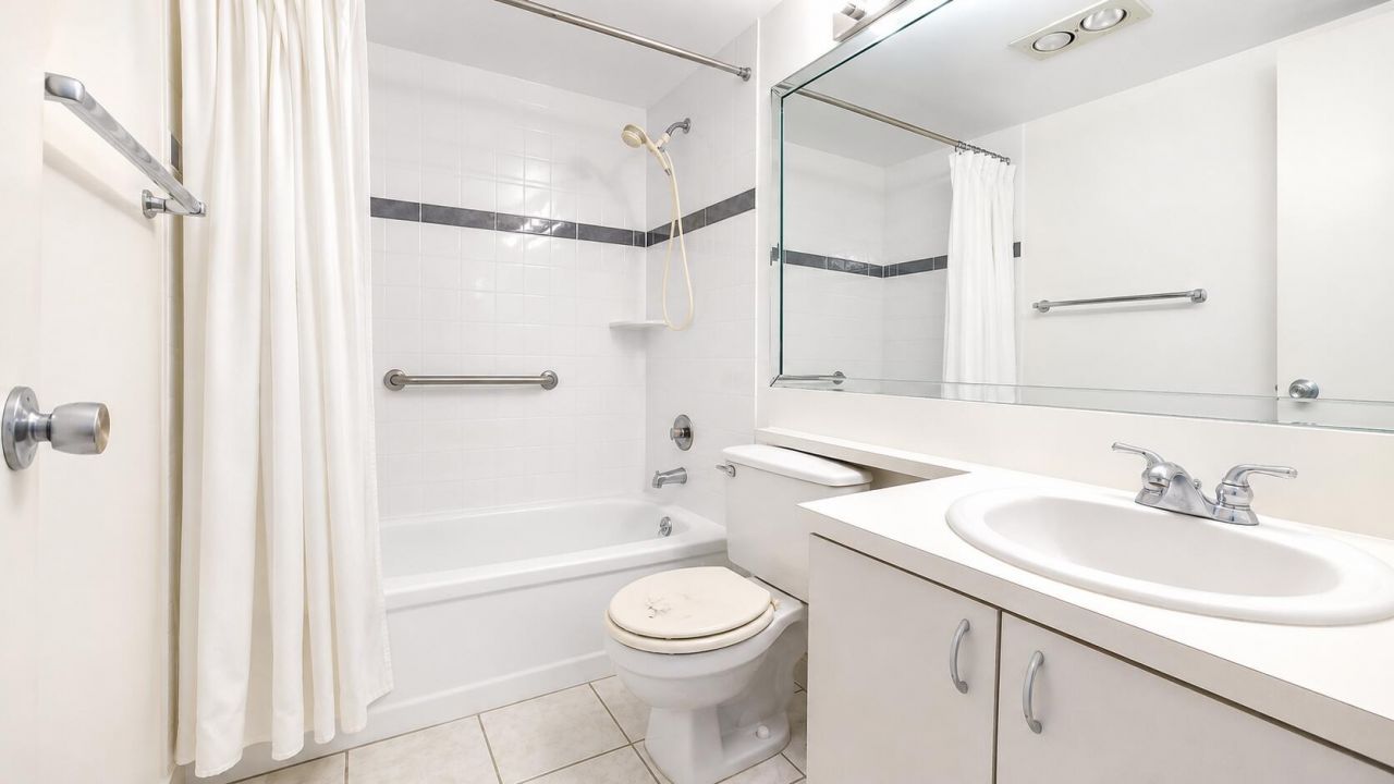 338 Camden O, West Palm Beach, FL 33417 Photo