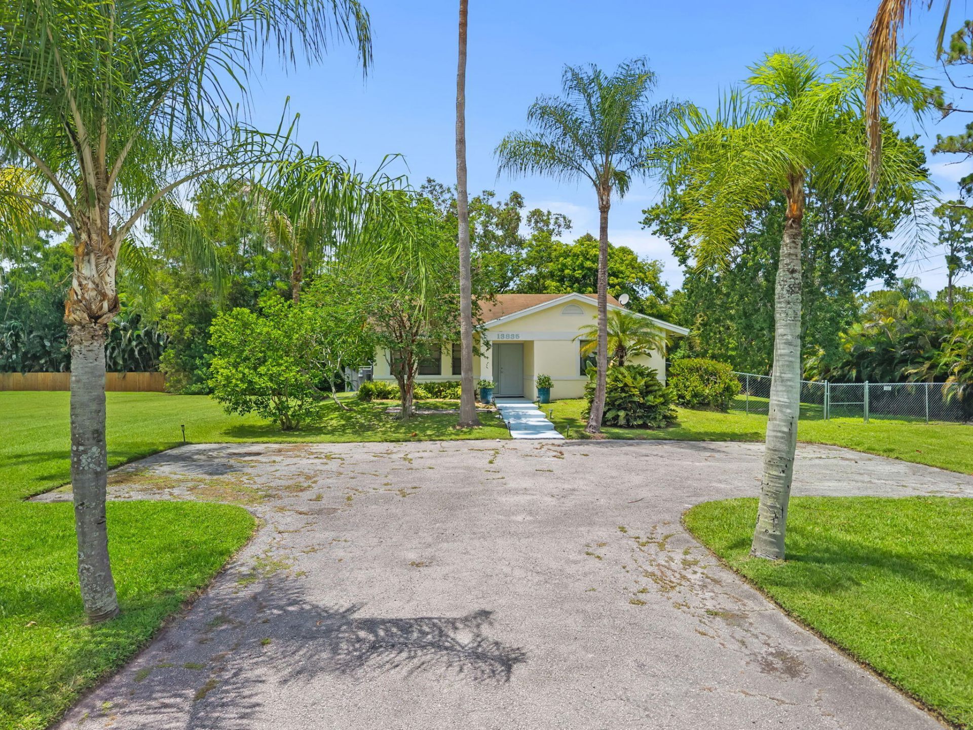 13835 49th Street N, West Palm Beach, FL 33411 Photo