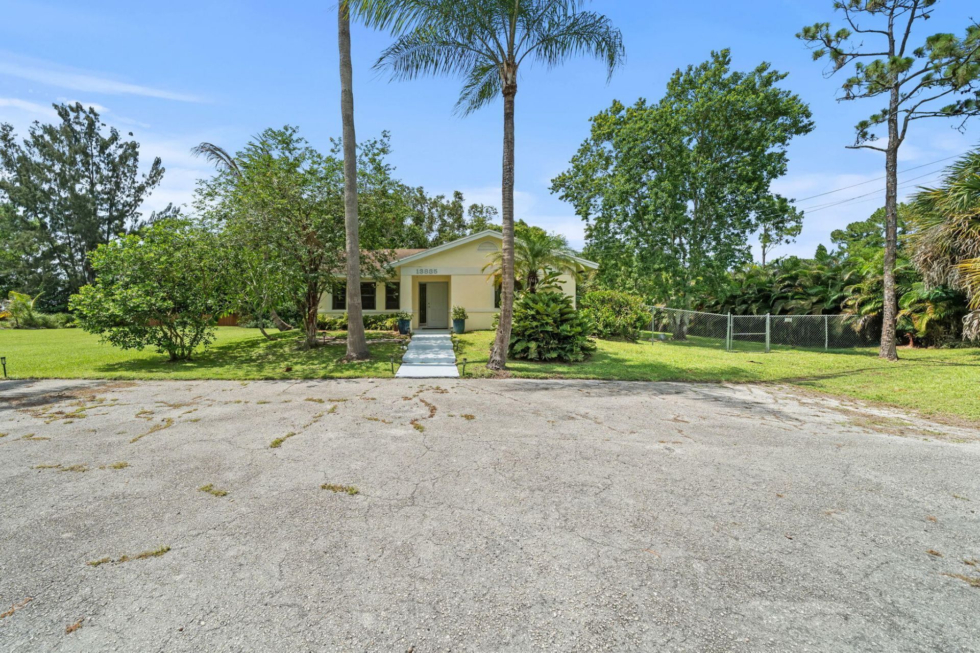 13835 49th Street N, West Palm Beach, FL 33411 Photo