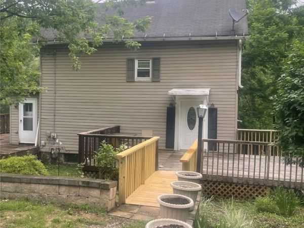 1115 W Penn St, Butler, PA 16001