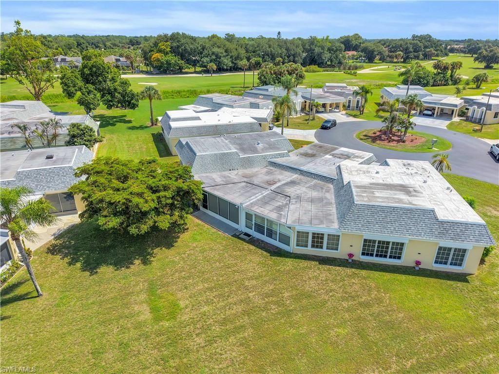 9 Regency Ct, Lehigh Acres, FL 33936 Photo