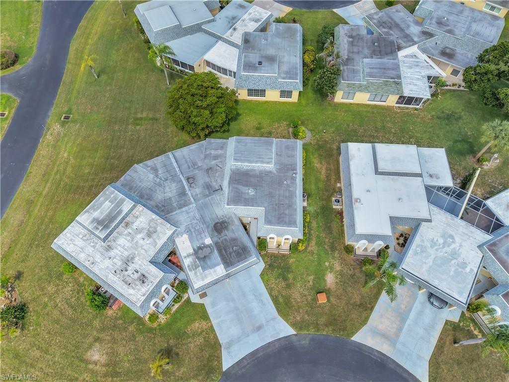 9 Regency Ct, Lehigh Acres, FL 33936 Photo