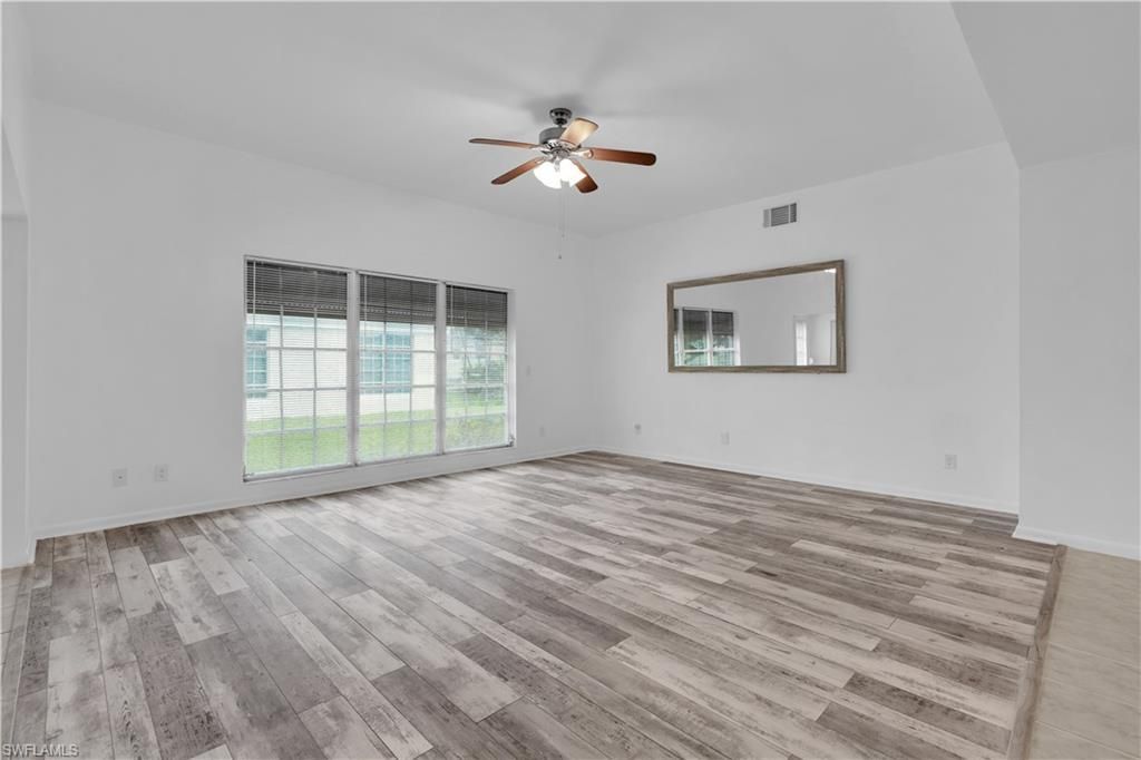 9 Regency Ct, Lehigh Acres, FL 33936 Photo
