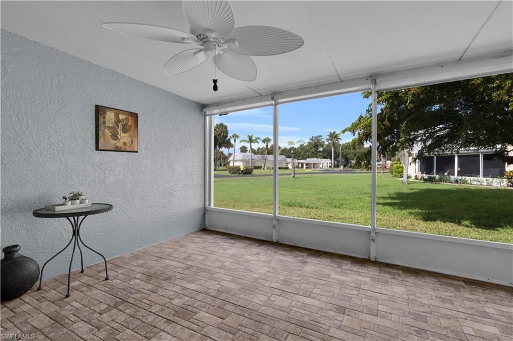 9 Regency Ct, Lehigh Acres, FL 33936 Photo