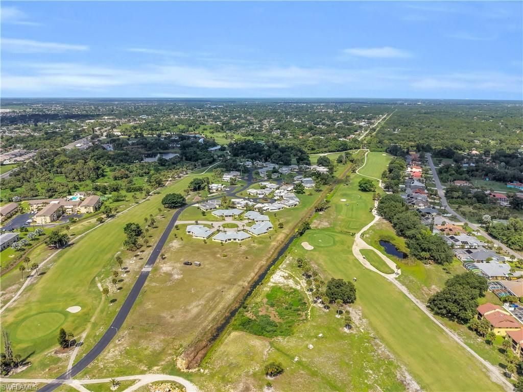 9 Regency Ct, Lehigh Acres, FL 33936 Photo