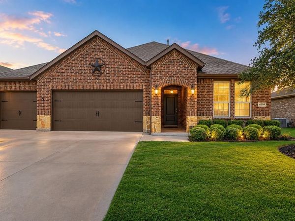 4016 Woodford Drive, Forney, TX 75126