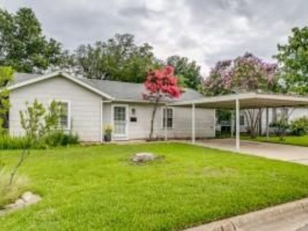 1748 Fagan Drive, Blue Mound, TX 76131