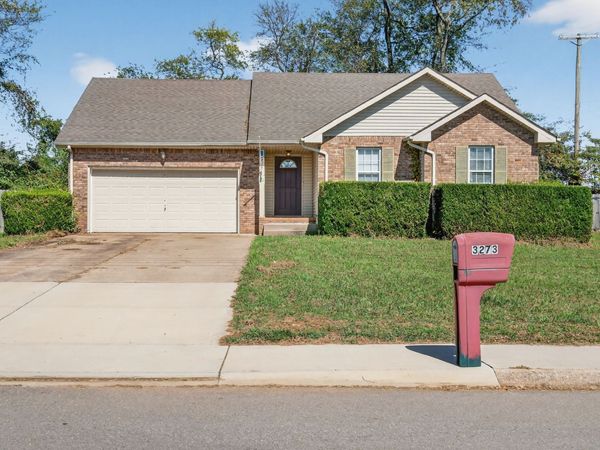 3273 N Senseney Cir , Clarksville, TN 37042