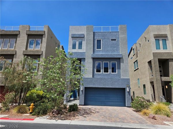 8016 Carpenter Creek Avenue, Las Vegas, NV 89113