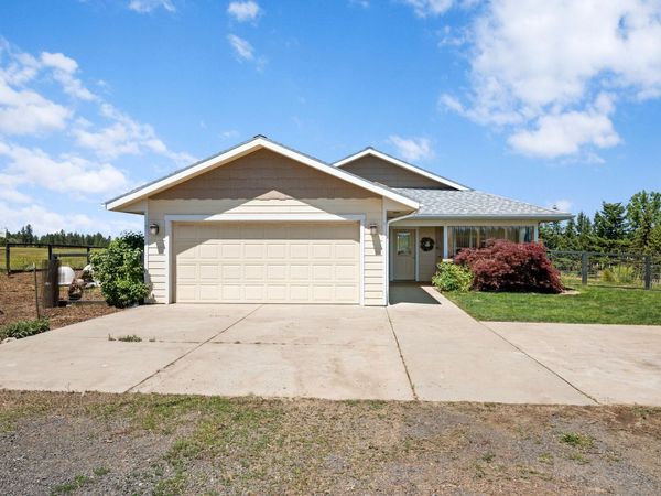 7706 E Bigelow Gulch Rd, Spokane, WA 99217
