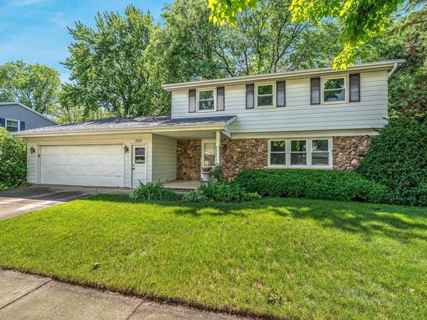 2101 N BIRCHWOOD AVENUE, Appleton, WI 54914