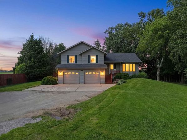 364 TRIANGLE DRIVE, Hobart, WI 54155