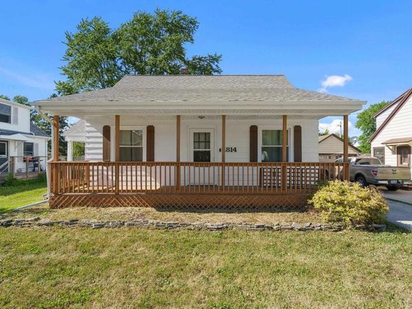 1814 PLEASANT AVENUE, New Holstein, WI 53061