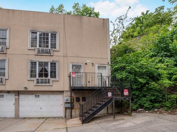 229A W Tremont Avenue , Bronx, NY 10453