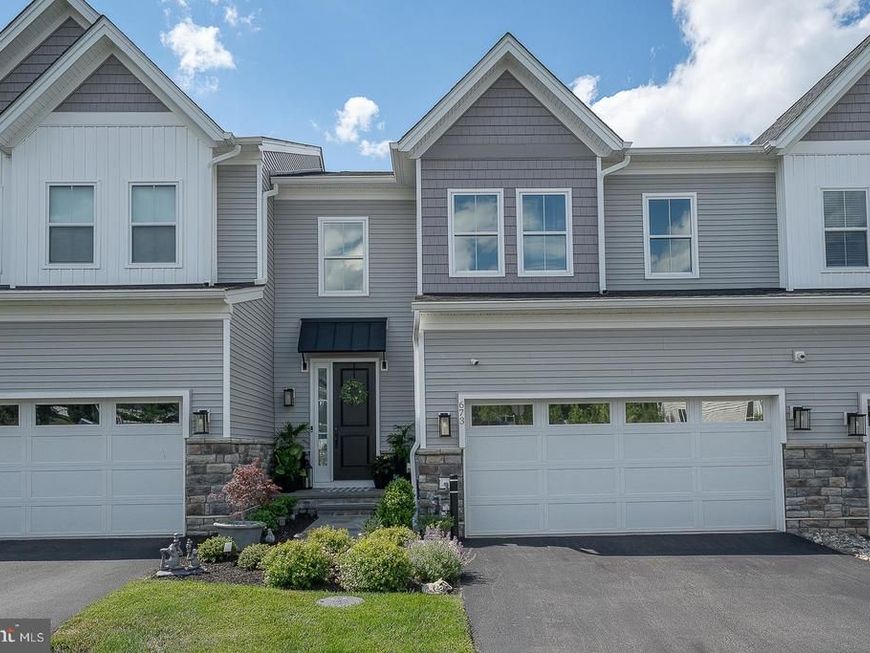 673 Levering Street, Blue Bell, PA 19422 Main Photo