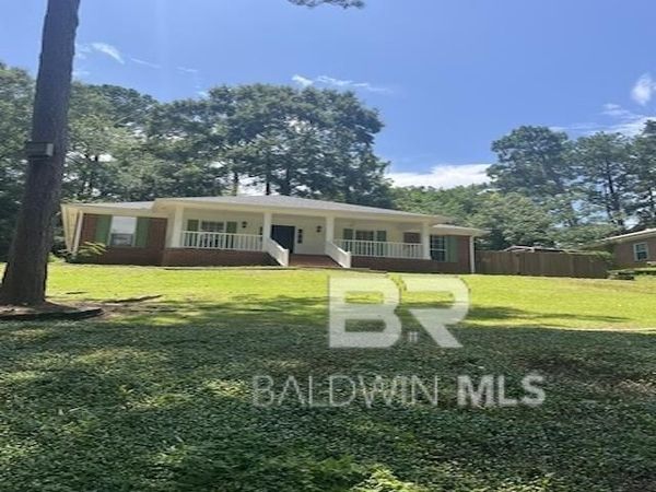 118 E Sara Avenue, Spanish Fort, AL 36527
