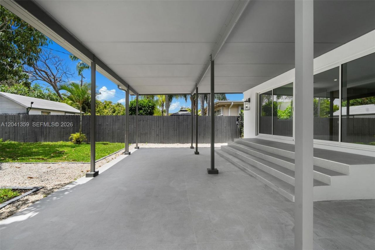2940 SW 12th St , Miami, FL 33135 Photo