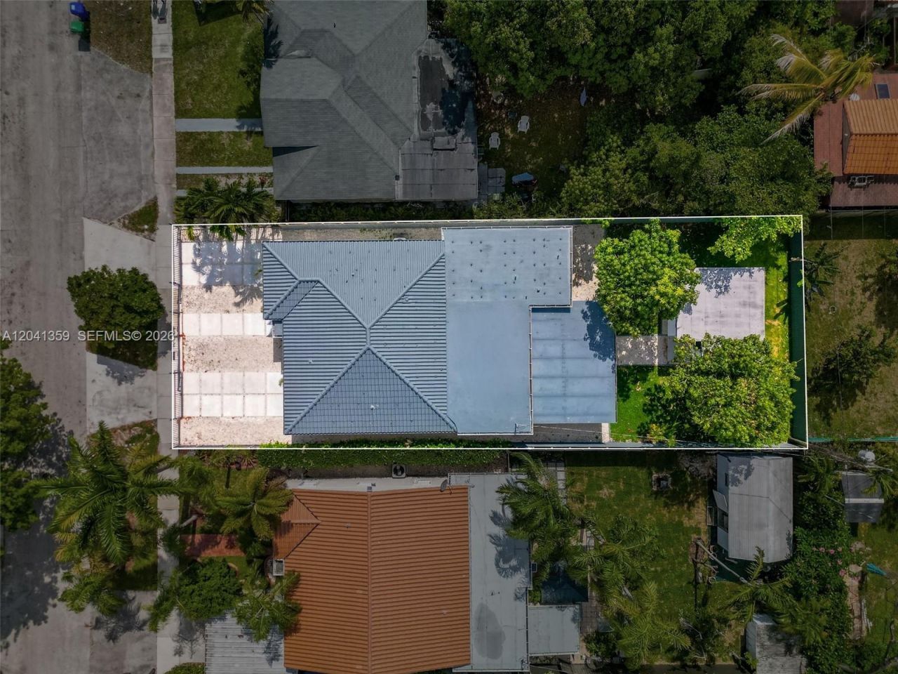 2940 SW 12th St , Miami, FL 33135 Photo