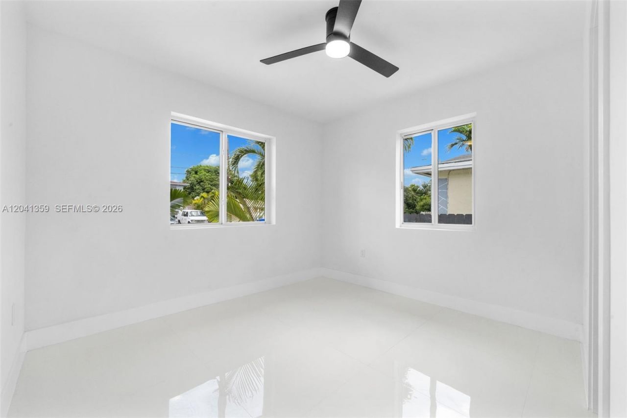2940 SW 12th St , Miami, FL 33135 Photo