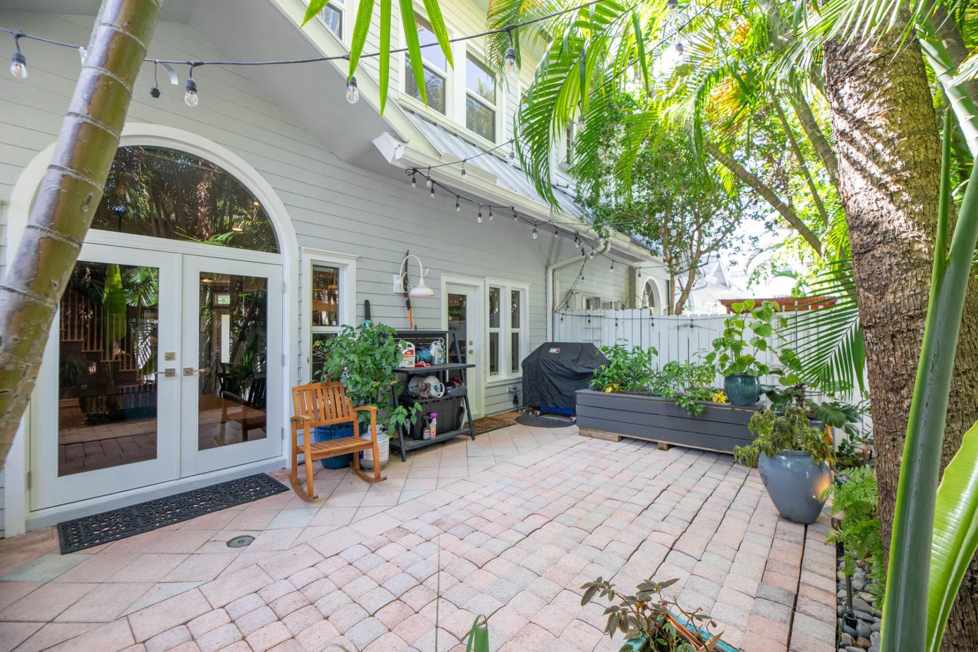 302 NE 11th Avenue, Fort Lauderdale, FL 33301 Photo