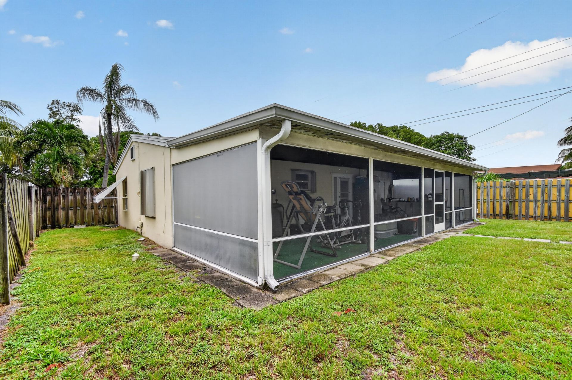 512 SE 1st Street, Boynton Beach, FL 33435 Photo