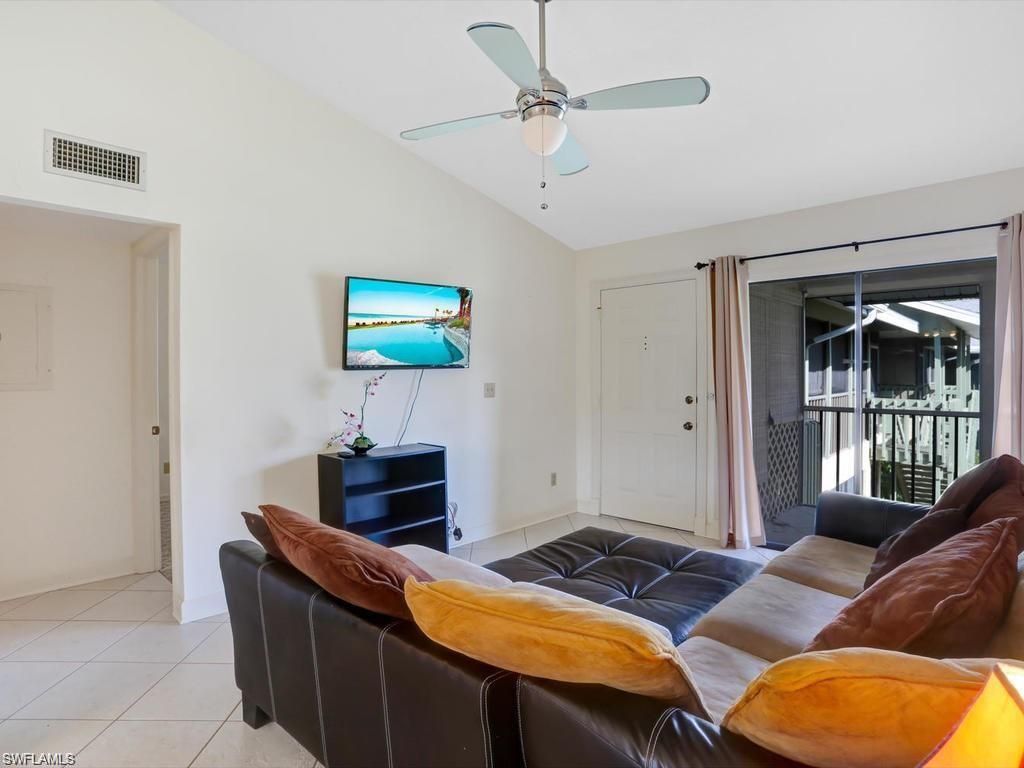 5501 Rattlesnake Hamm Rd , Unit 209, Naples, FL 34113 Photo