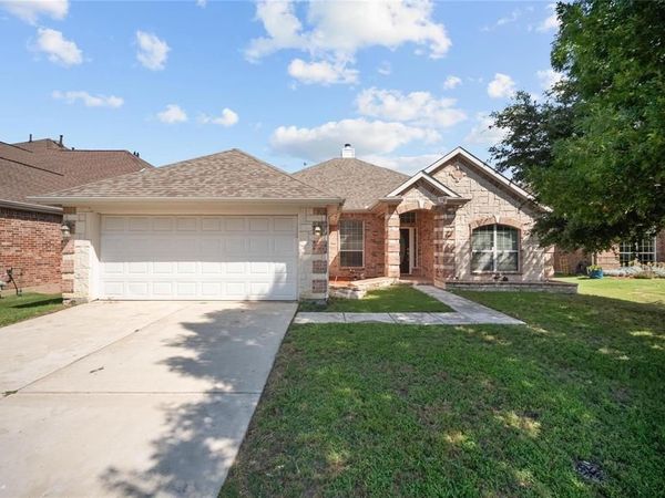 2832 Appaloosa Court , Little Elm, TX 75068