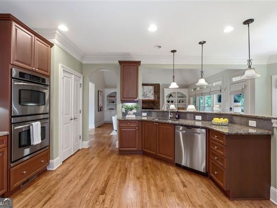 Property Image 11