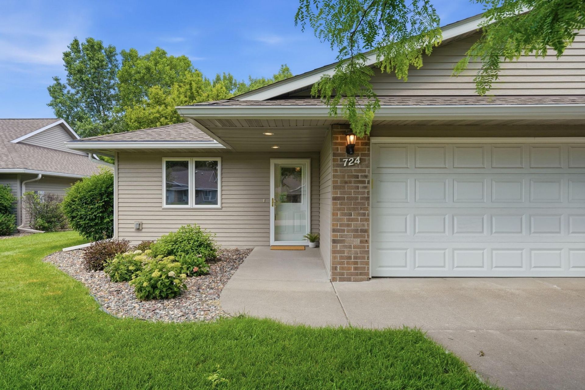 724 Victoria Court, Stillwater, MN 55082 Main Photo