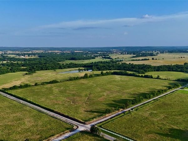 S 231st Street, Mounds, OK 74047