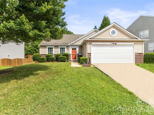 1143 Adirondak Drive , Gastonia, NC 28052
