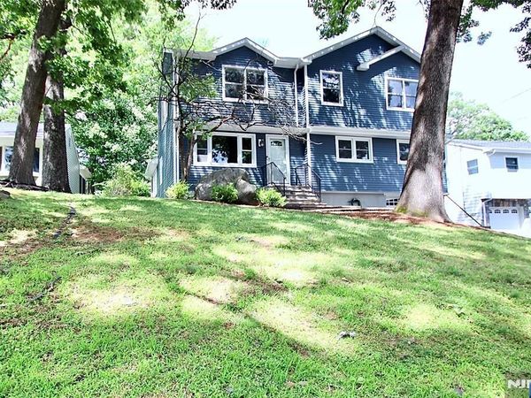 73 Oneida Avenue, OAKLAND, NJ 07436