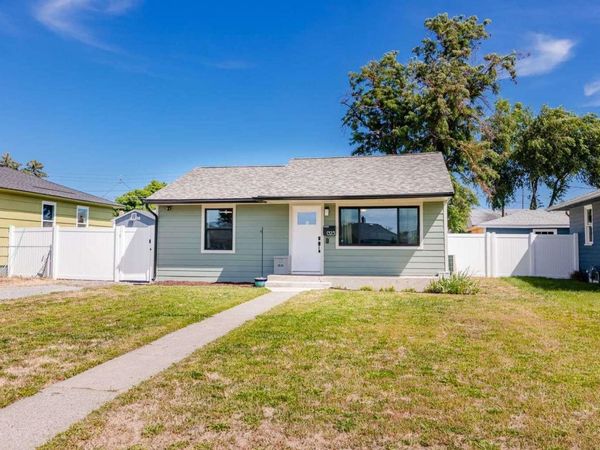 1323 E LONGFELLOW Ave, Spokane, WA 99207