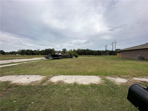 1901 JOSEPH Drive , St Bernard, LA 70085