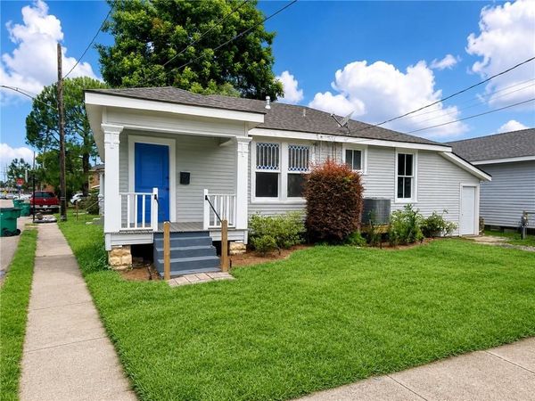 100 PAPWORTH Avenue , Metairie, LA 70005