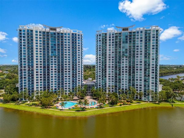 2641 N Flamingo Rd , Unit 304N, Sunrise, FL 33323