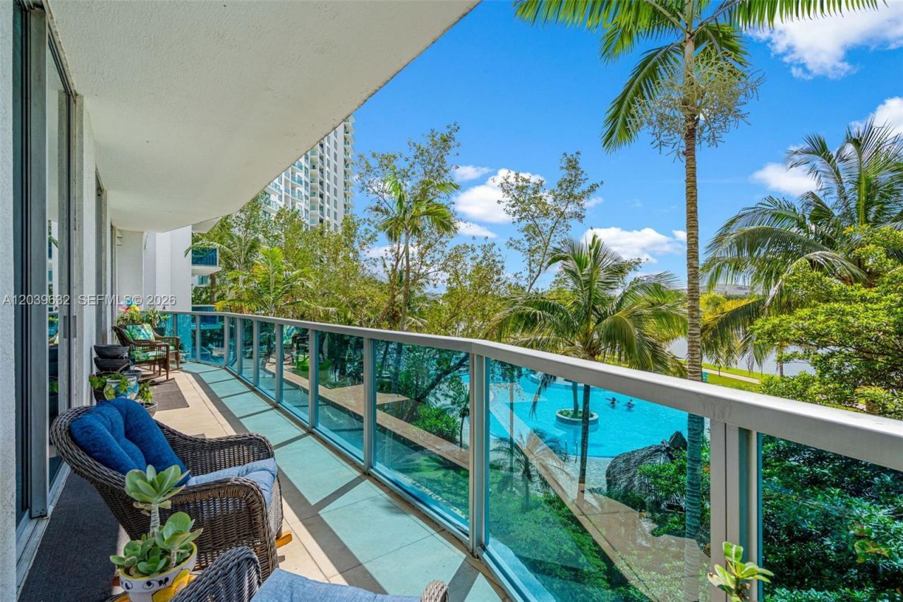 2641 N Flamingo Rd, Unit 304N, Sunrise, FL 33323 Photo