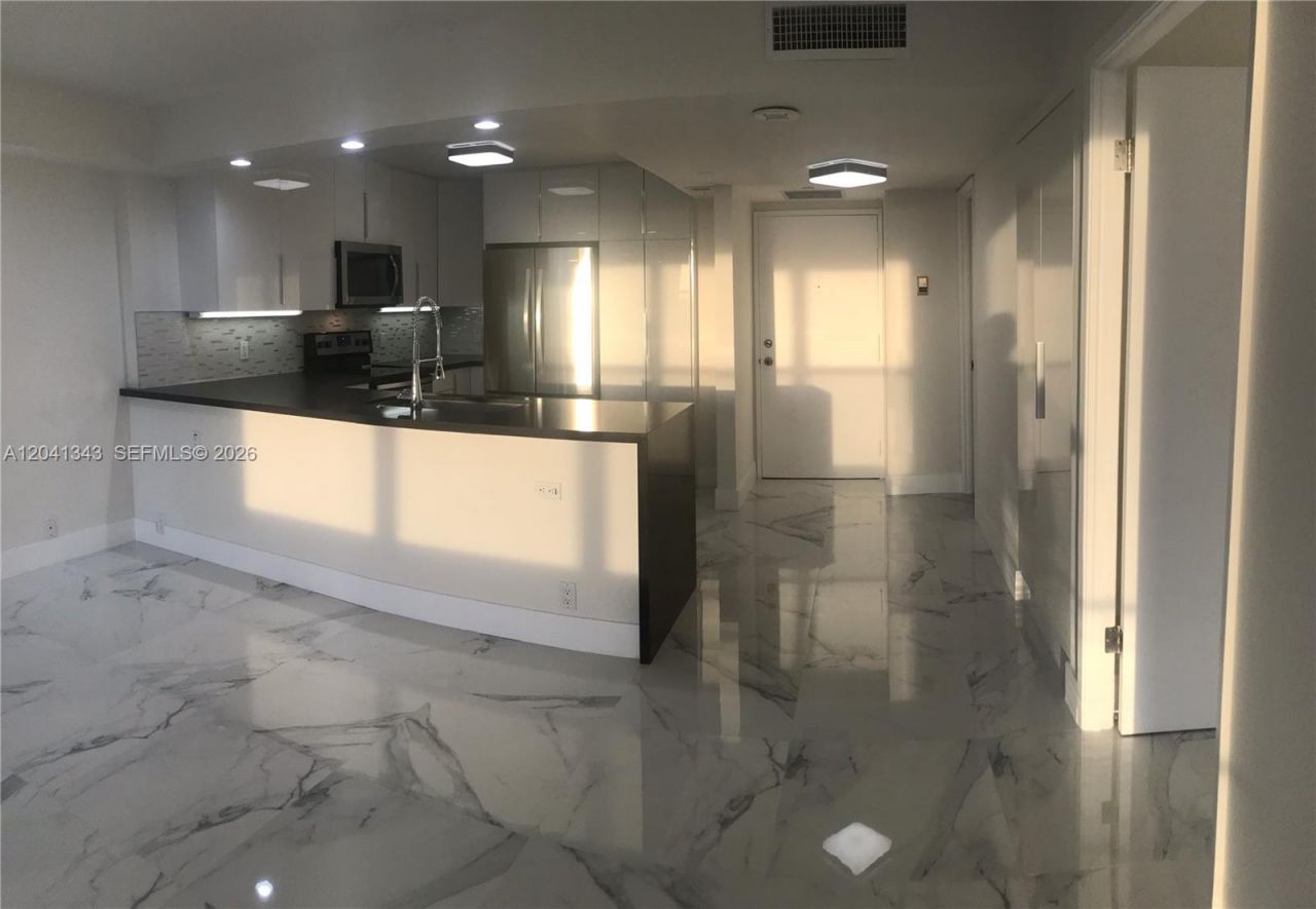 1901 Brickell Ave, Unit B2003, Miami, FL 33129 Photo