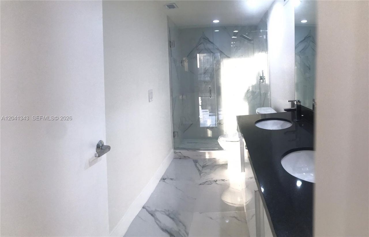 1901 Brickell Ave, Unit B2003, Miami, FL 33129 Photo
