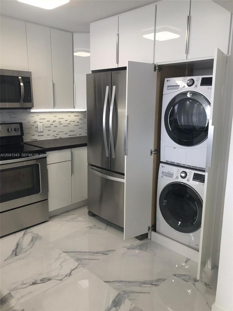 1901 Brickell Ave, Unit B2003, Miami, FL 33129 Photo