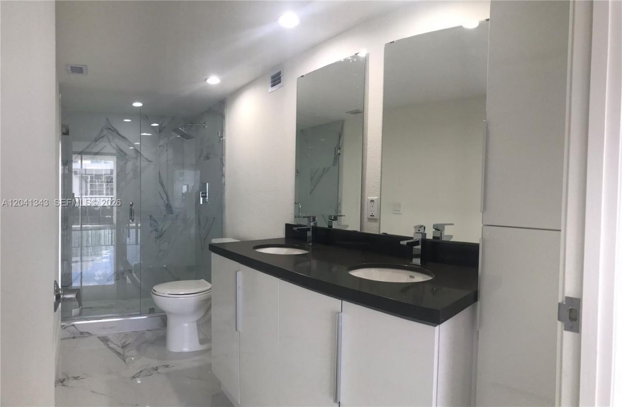 1901 Brickell Ave, Unit B2003, Miami, FL 33129 Photo