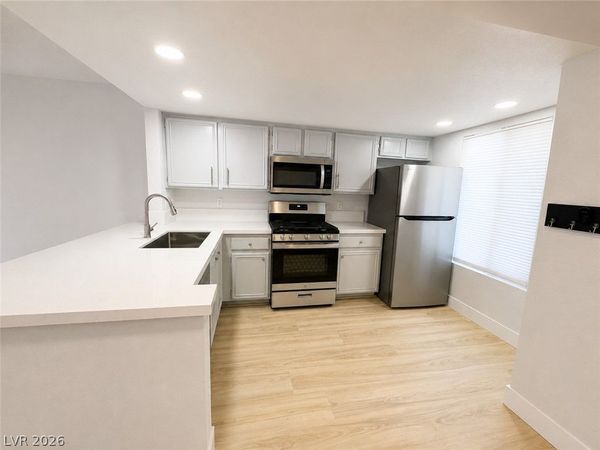 8070 W Russell Road , Unit 2023, Las Vegas, NV 89113