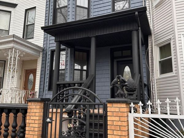 80 Autumn Avenue , Brooklyn, NY 11208